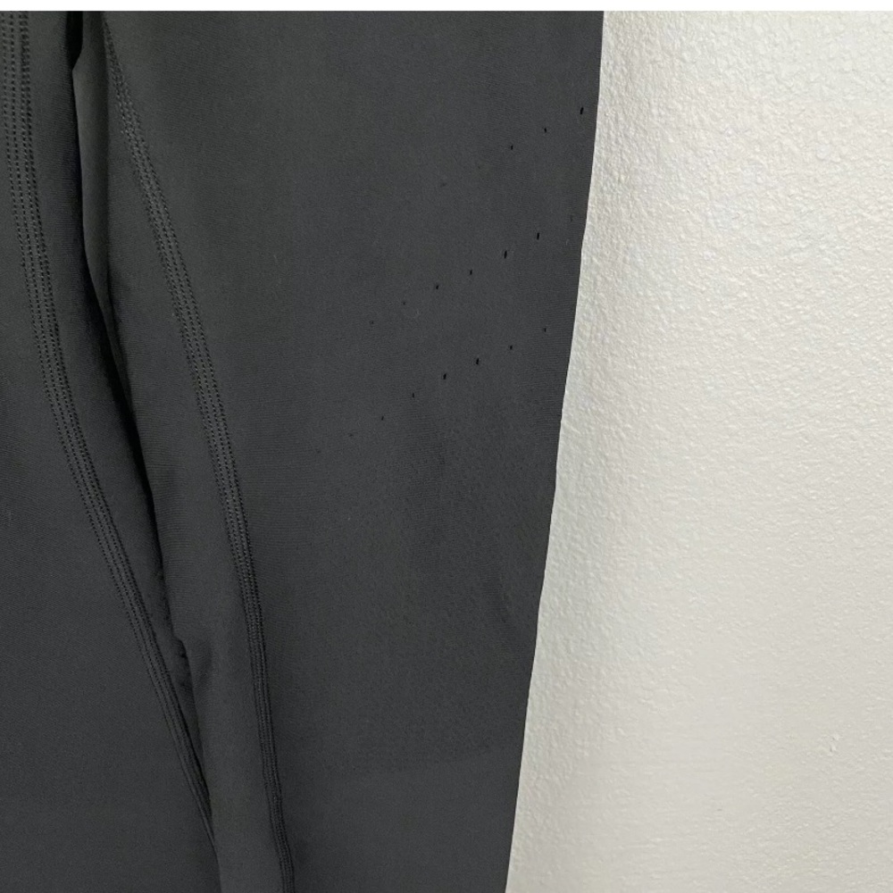 Lululemon • NWOT Black Crops 23” - Picture 3 of 10